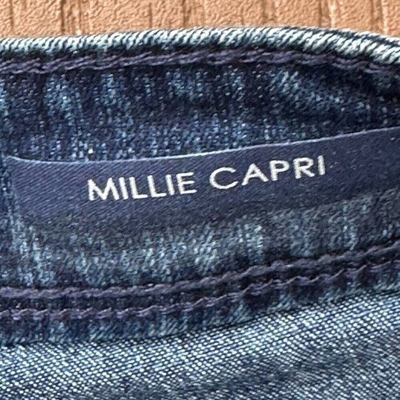 Bandolino High Rise Millie Capri Denim Jeans Raw Hem Women's Size 8 - Picture 3 of 4